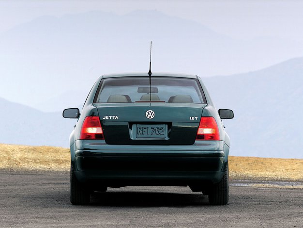 Volkswagen Bora dane techniczne, spalanie, opinie, cena