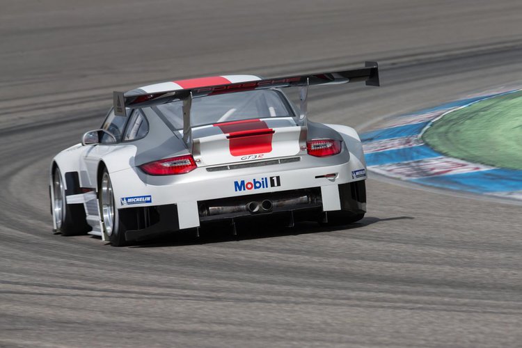 Porsche 911 GT3 R (997) odświeżone na sezon 2013 Autokult.pl