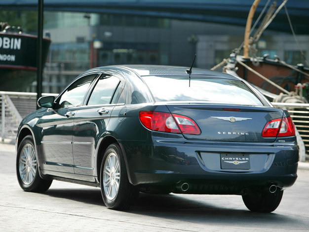 Chrysler Sebring dane techniczne, spalanie, opinie, cena