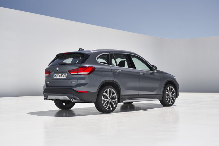 BMW X1 2020. Silniki, cena, hybryda, dane techniczne