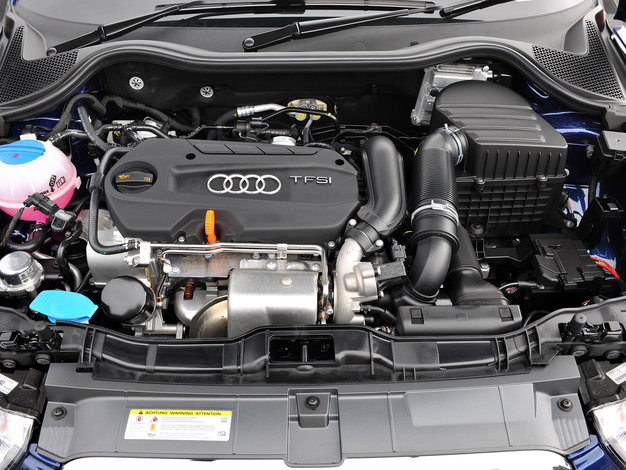 Ile wchodzi oleju do silnika Audi A4 B8 2 0 TDI Samochód