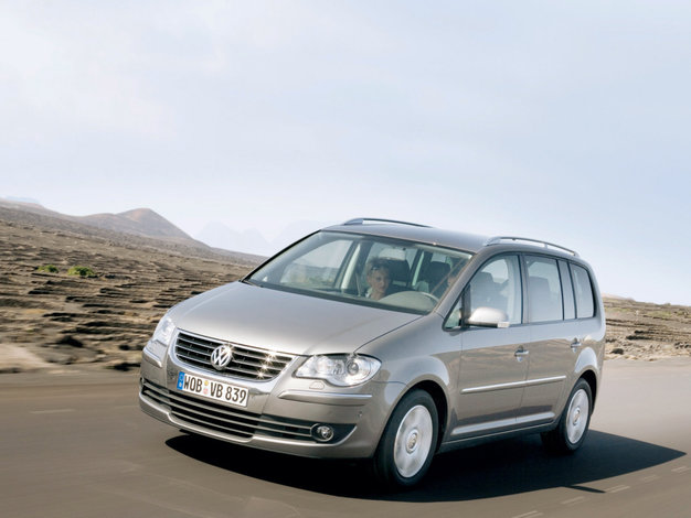 Używany Volkswagen Touran I (2003-2010) – Poradnik Kupującego | Autokult.pl