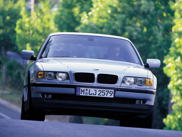 BMW Serii 7 E38 [19942001] poradnik kupującego Koszty