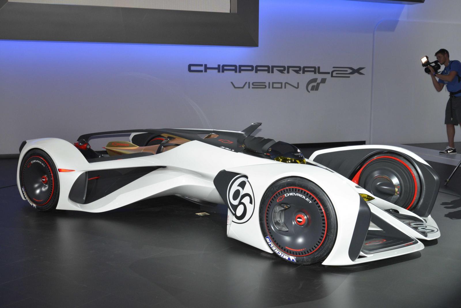 Chevrolet Chaparral 2x Z Napedem Opartym O Laser