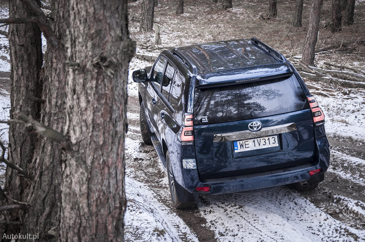 Toyota Land Cruiser 2021 polski test, opinia, czy warto