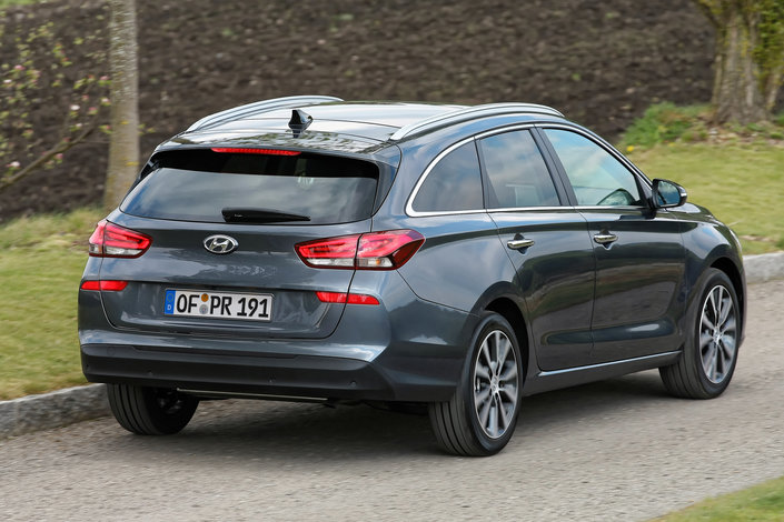 Hyundai i30 dane techniczne, opinie, ceny Autokult.pl