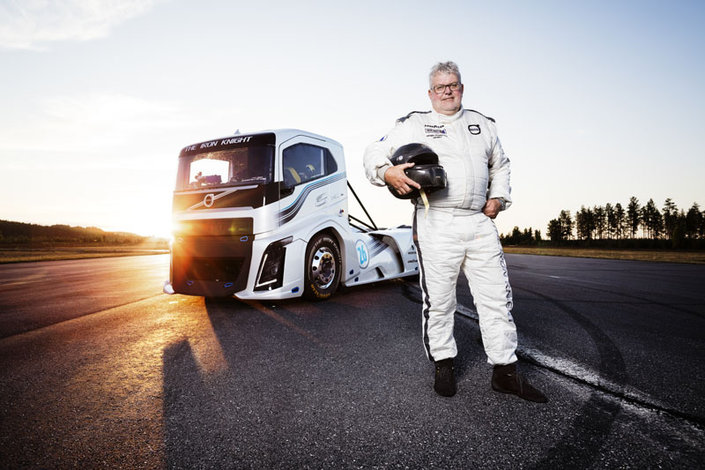 Rekord przyspieszenia i prędkości dla ciężarówki Volvo