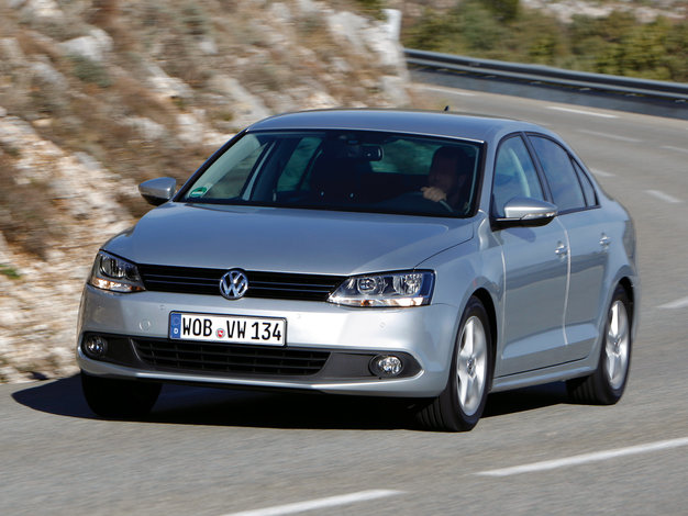 Volkswagen Jetta - Dane Techniczne, Spalanie, Opinie, Cena | Autokult.pl