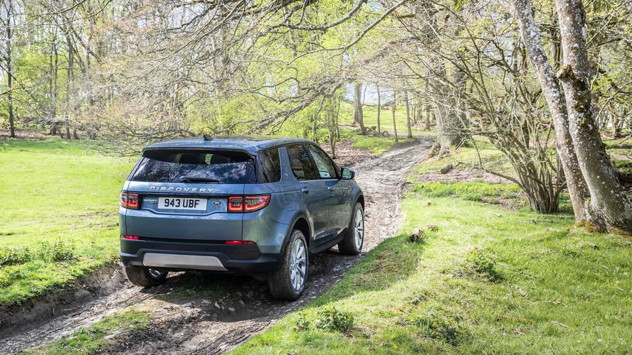 Land Rover Discovery Sport. Cena, silniki, diesel, hybryda