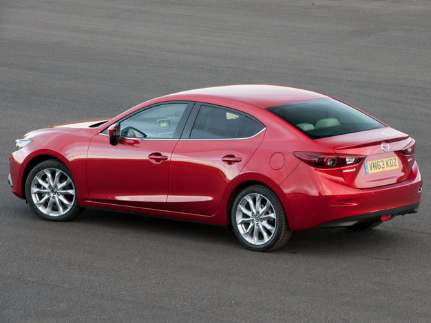 Mazda 3 dane techniczne, spalanie, opinie, cena