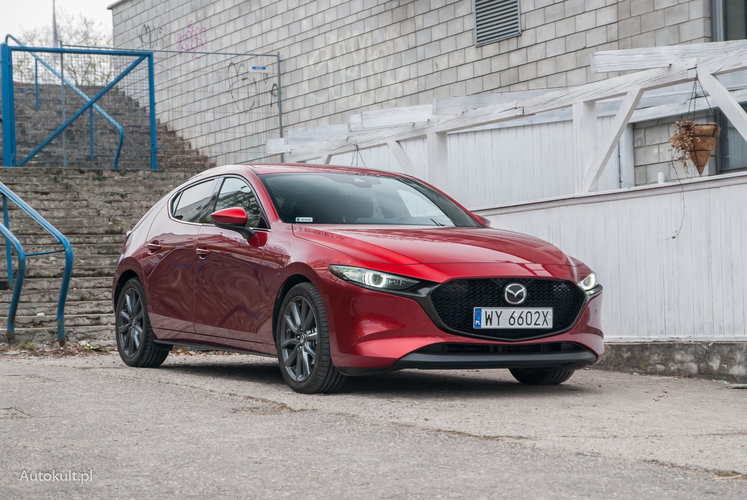 Mazda 3 (2019) 2.0 122 KM Hikari opinia, test, dane
