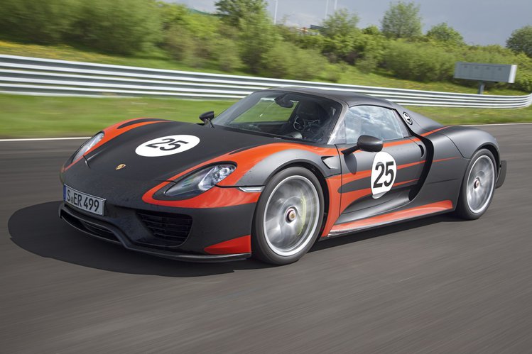 Pełne dane techniczne Porsche 918 Spyder ujawnione