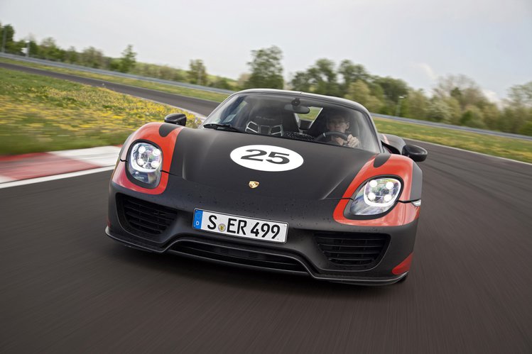 Pełne dane techniczne Porsche 918 Spyder ujawnione