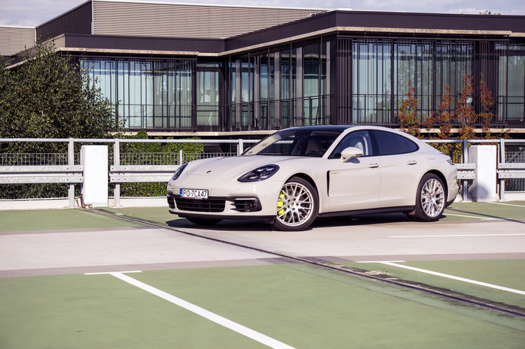 Porsche Panamera 4 E-Hybrid - Test, Opinia, Spalanie, Cena | Autokult.pl