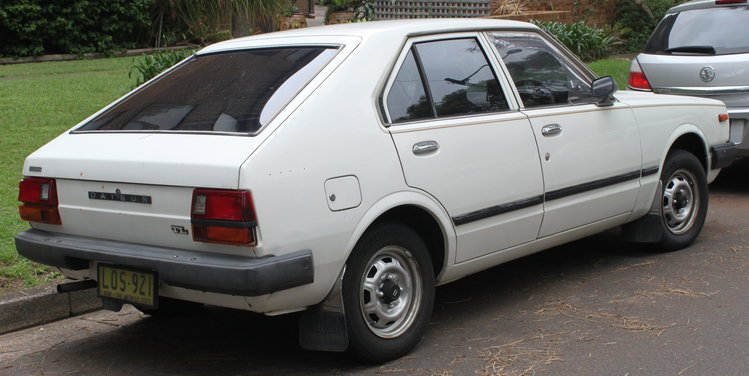 Nissan pulsar n10