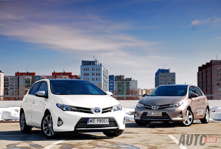 Toyota Auris 1,6 Multidrive S Prestige vs Toyota Auris HSD ...
